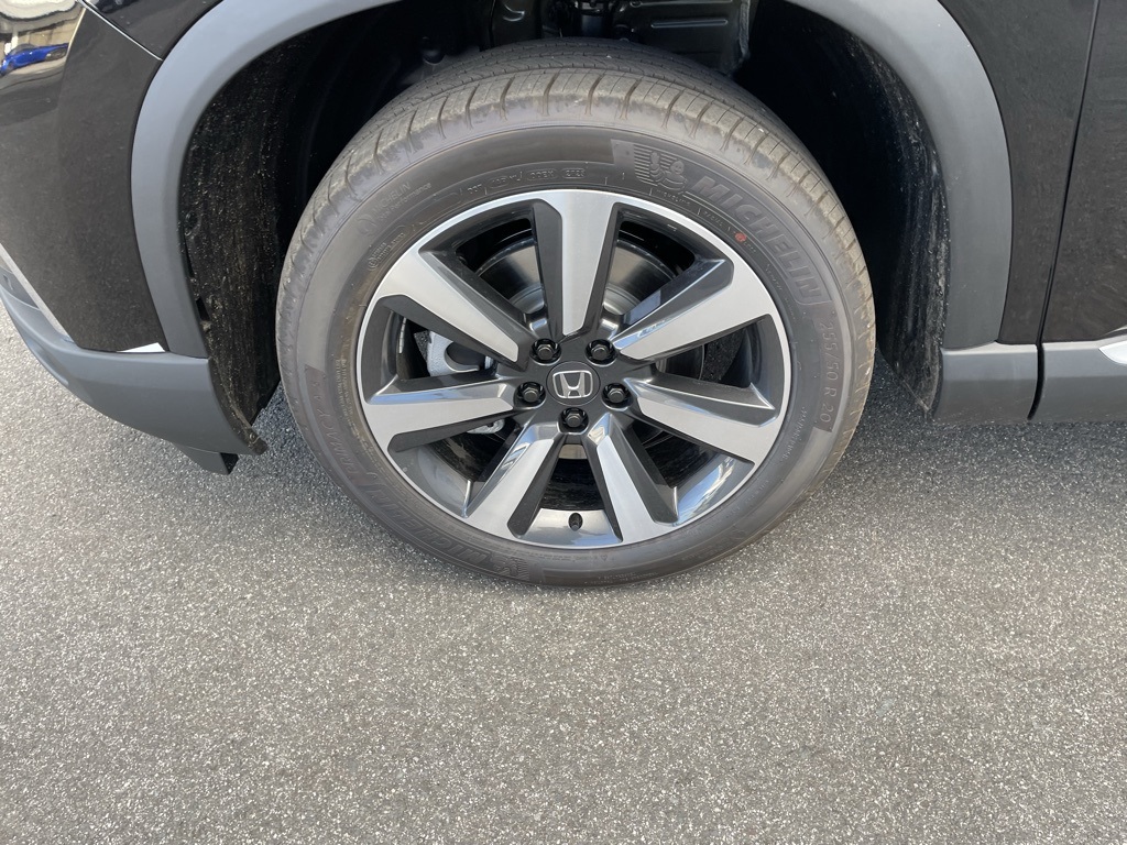 2025 Honda Pilot Touring photo 26