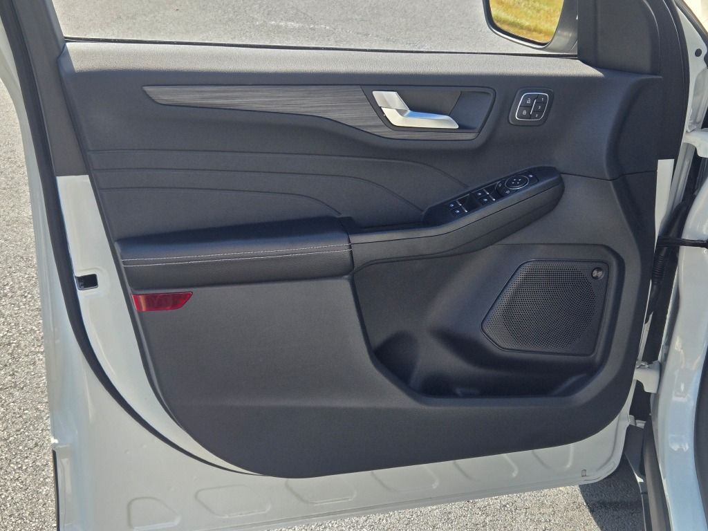 2024 Ford Escape Plug-In Hybrid Base photo 14