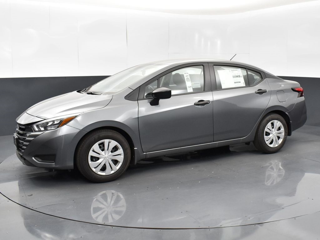 2025 Nissan Versa 1.6 S photo 3