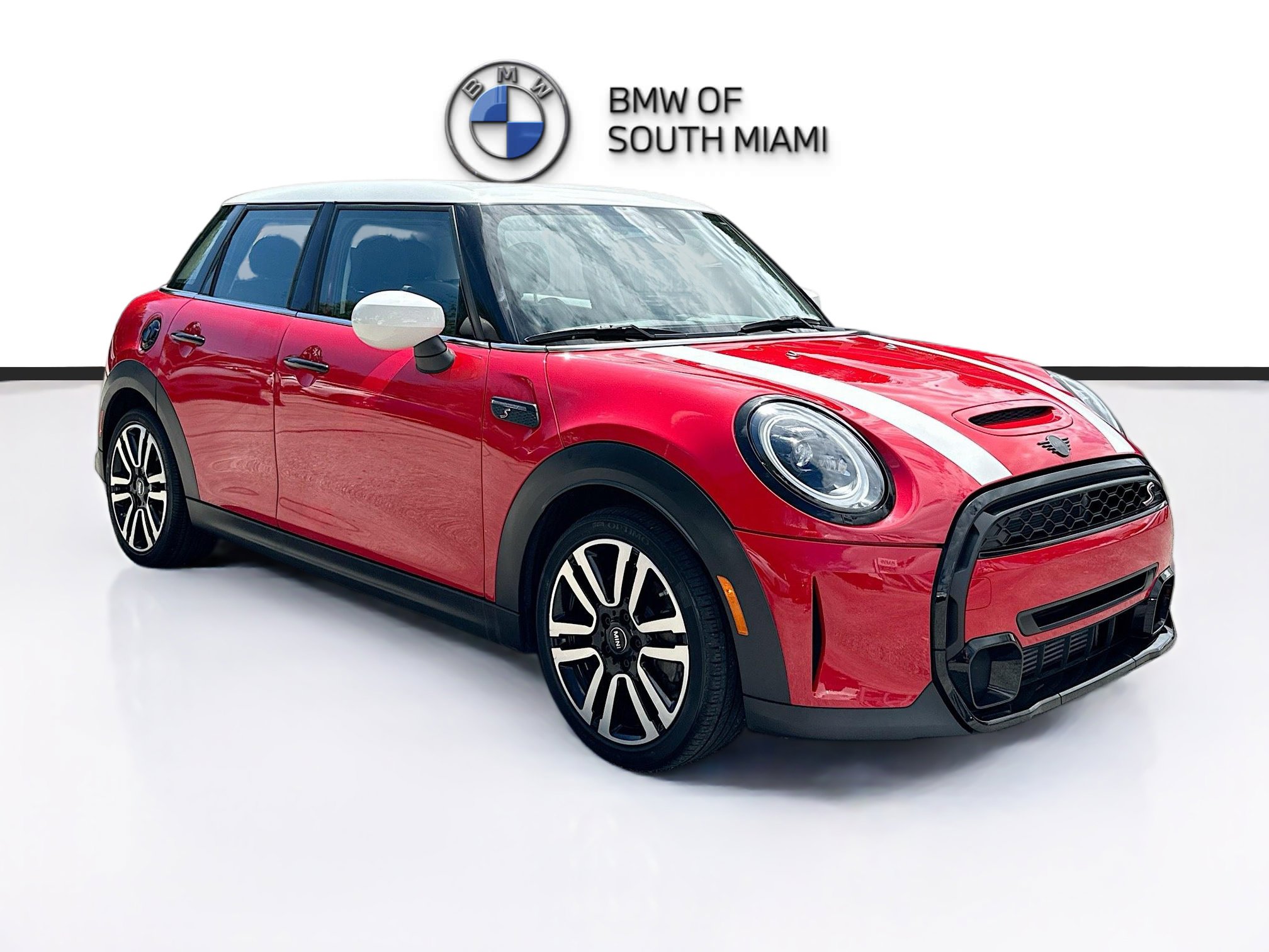 2023 MINI Hardtop 4 Door