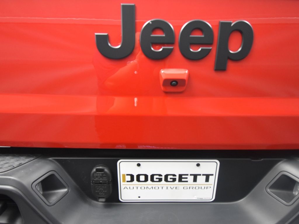 2023 Jeep Gladiator Willys photo 22