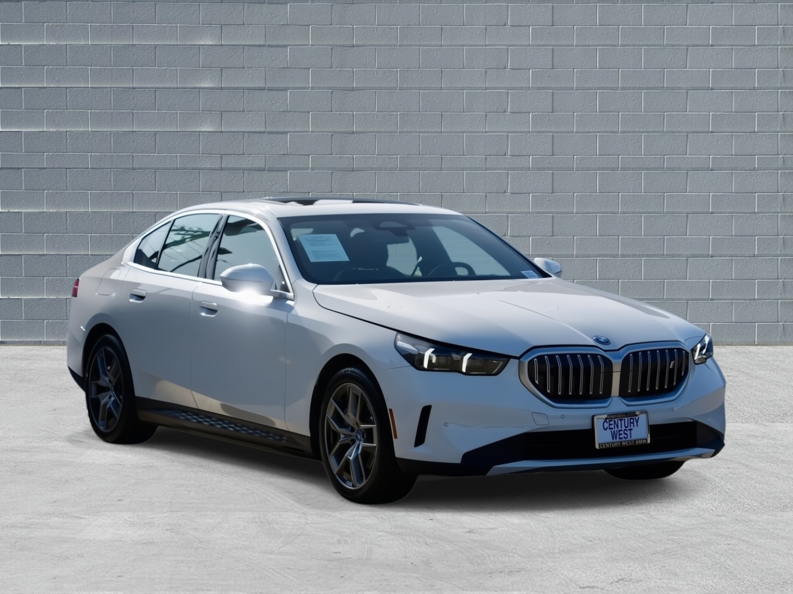 2025 BMW i5 40's photo