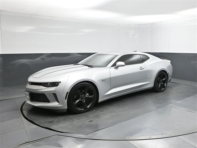 2018 Chevrolet Camaro 1LT's photo