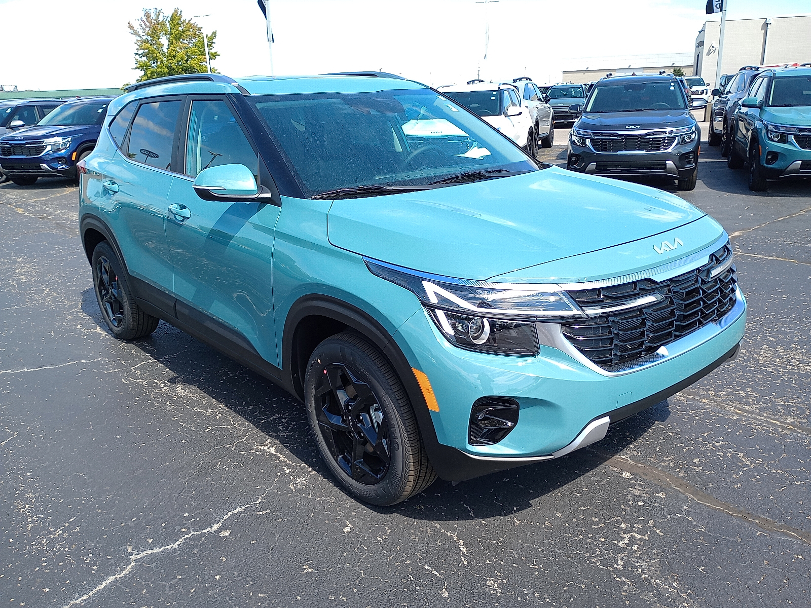 2026 Kia Seltos EX's photo