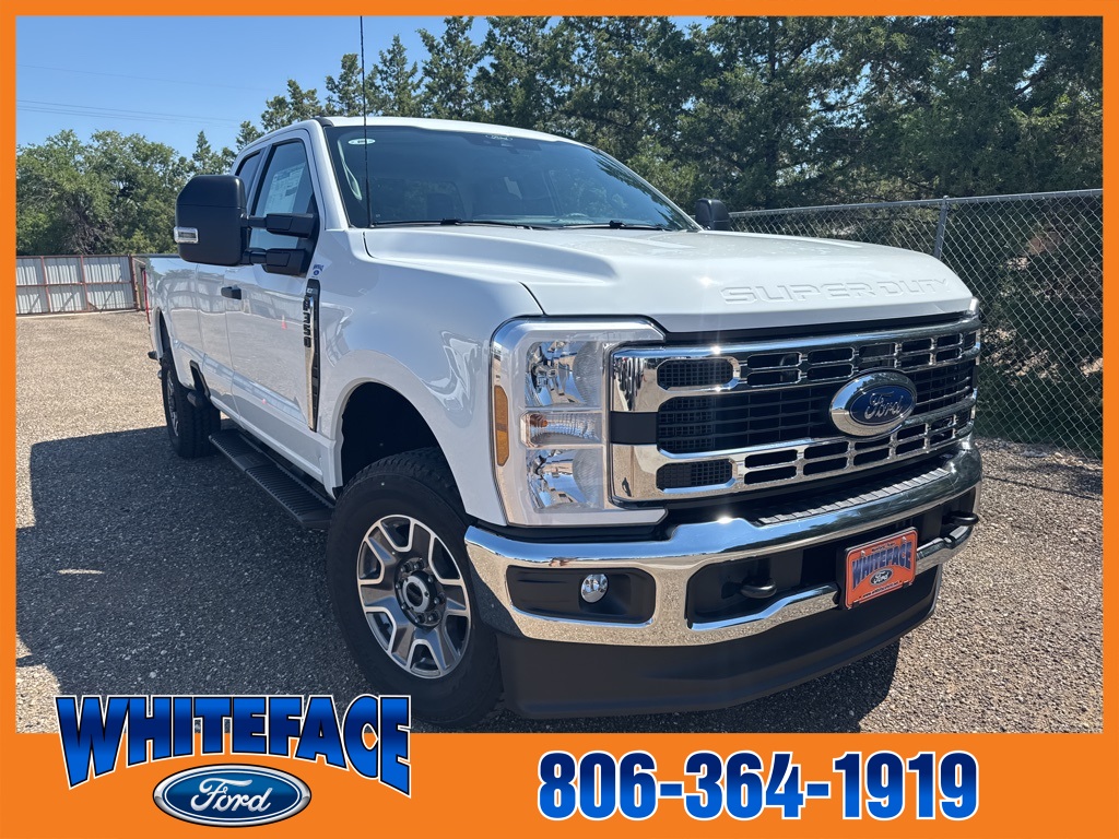 2025 Ford F-350 XLT photo 7