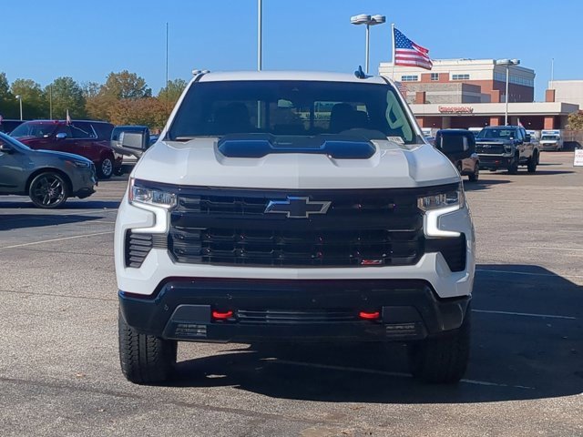 2026 Chevrolet Silverado 1500 LT Trail Boss photo 3