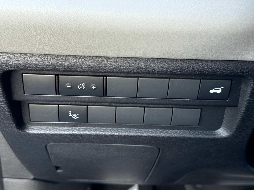 2025 Mitsubishi Outlander SEL GT photo 35