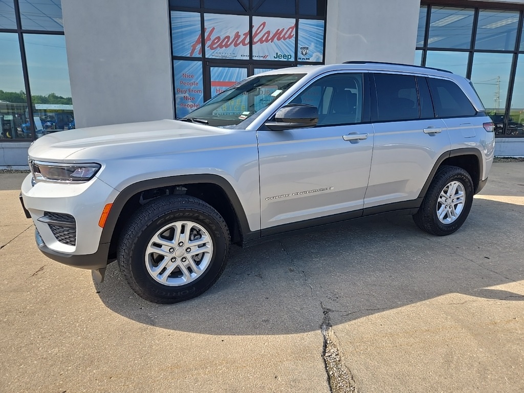 PreOwned 2023 Jeep Grand Cherokee Laredo 4D Sport Utility in Excelsior