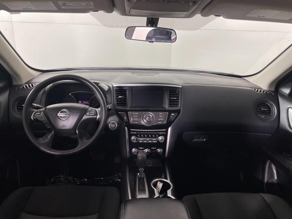 2020 Nissan Pathfinder S photo 29