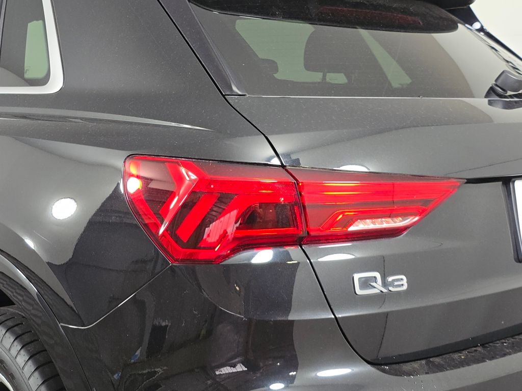 2022 Audi Q3 Premium S line photo 12