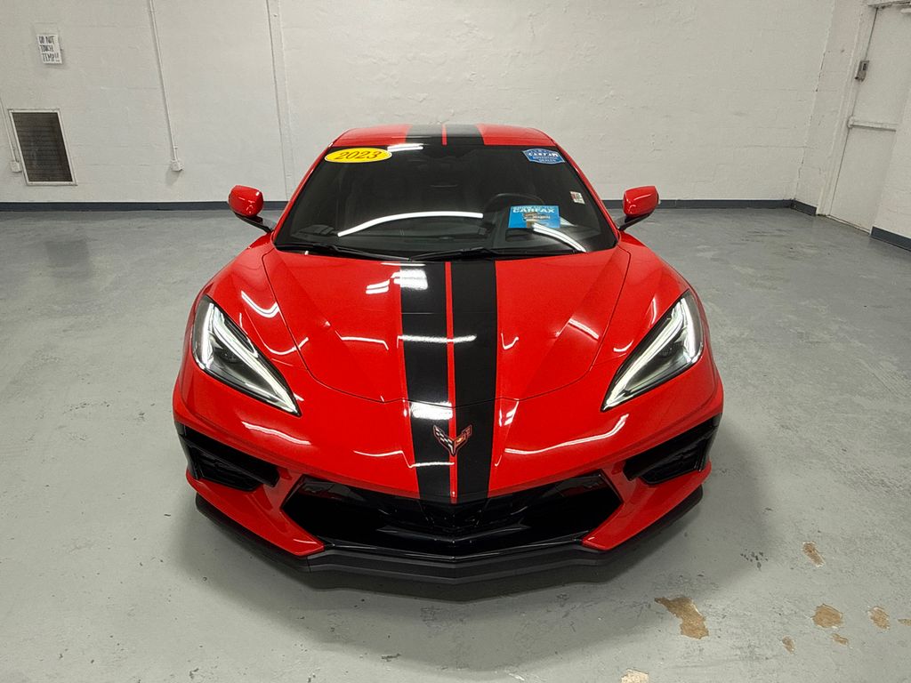 2023 Chevrolet Corvette Stingray 2LT photo 2
