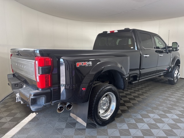 2024 Ford F-450 Limited photo 3