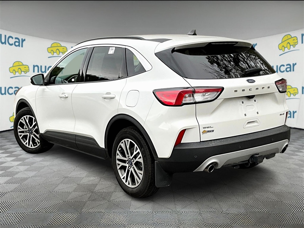 2021 Ford Escape SEL photo 4