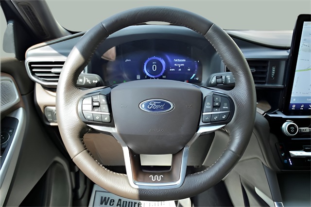 2022 Ford Explorer King Ranch photo 12
