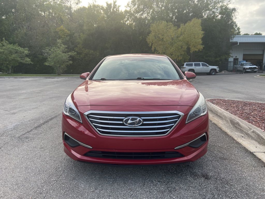 2017 Hyundai Sonata SE photo 2