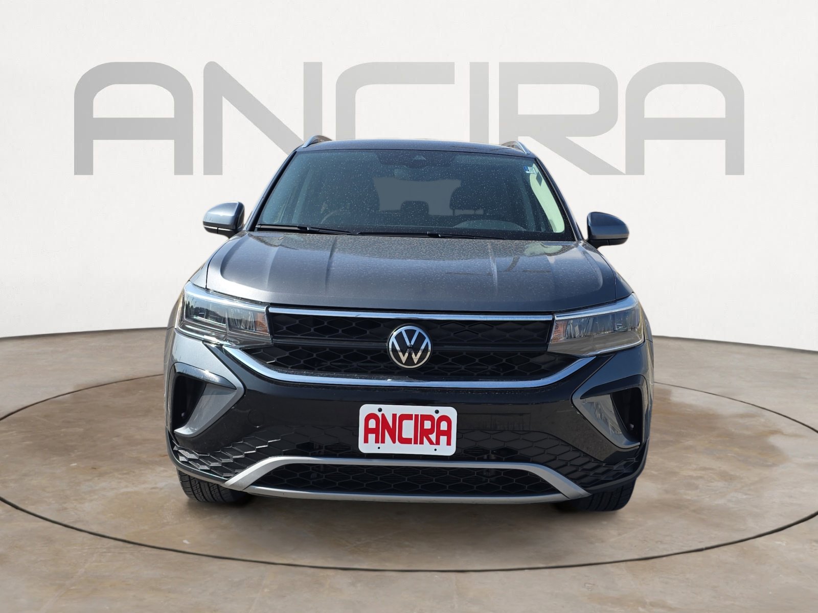 2024 Volkswagen Taos SE photo 3