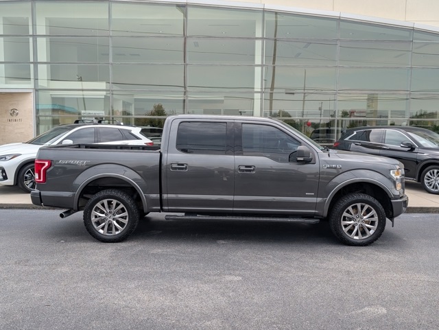 2017 Ford F-150 XLT photo 7
