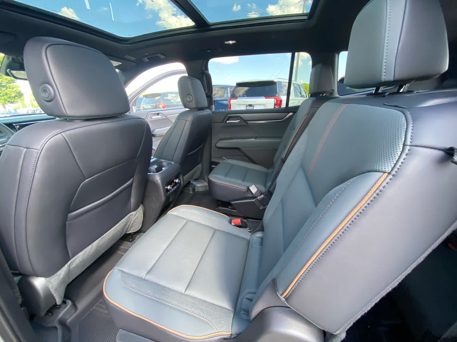 2026 Gmc Acadia AT4 photo 25