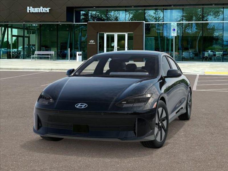 2025 Hyundai Ioniq 6 SE photo 4