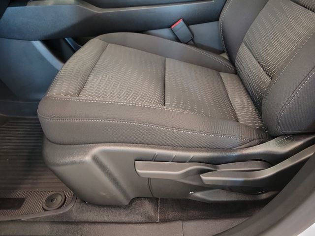 2026 Chevrolet Equinox LT photo 4