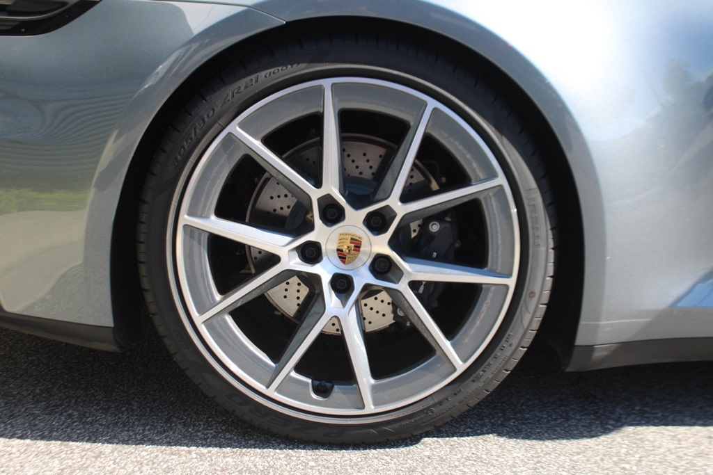 2025 Porsche 911 T Coupe photo 14