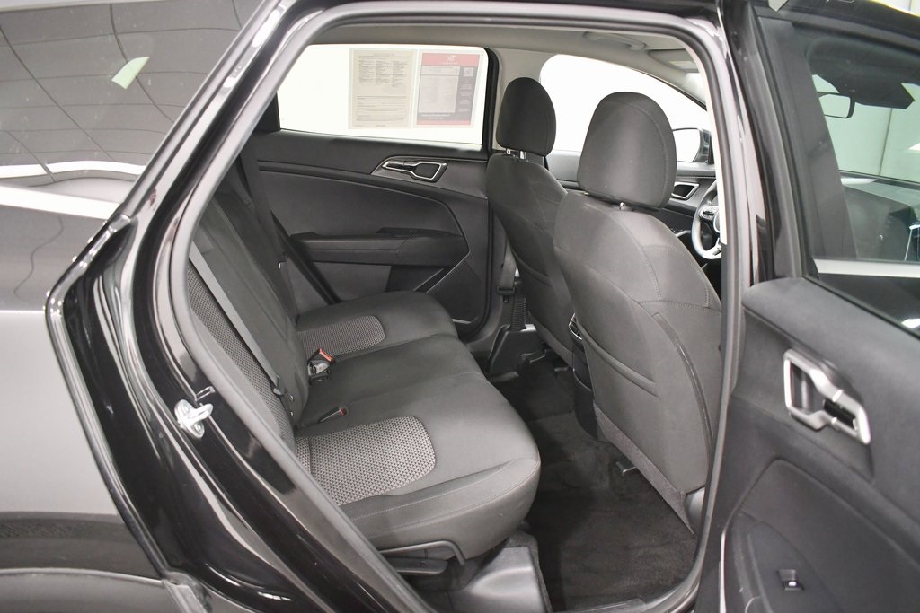 2024 Kia Sportage LX photo 14