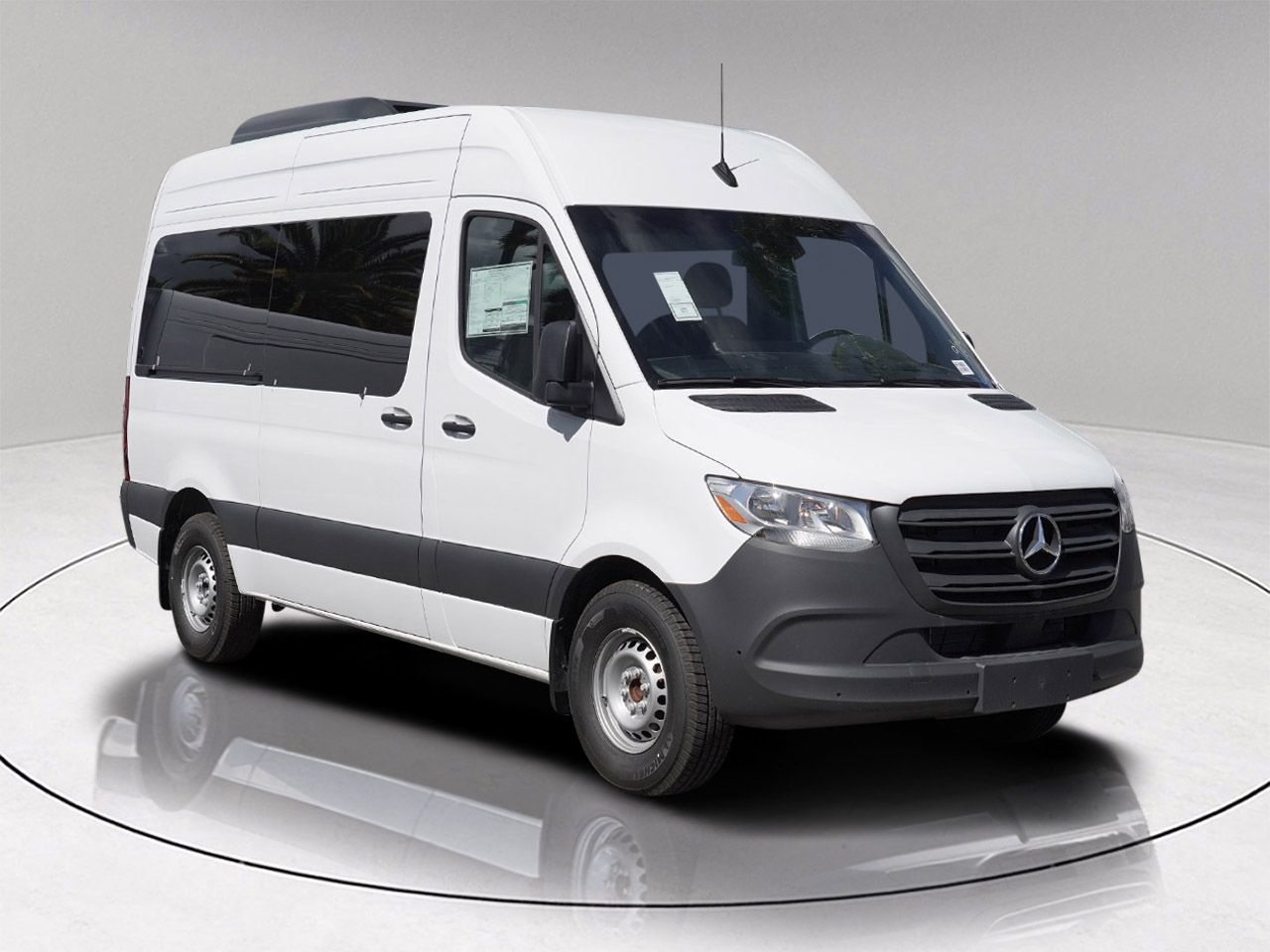 2024 Mercedes-Benz Sprinter Passenger Van Base's photo