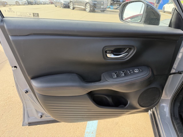 2025 Honda HR-V Sport photo 4