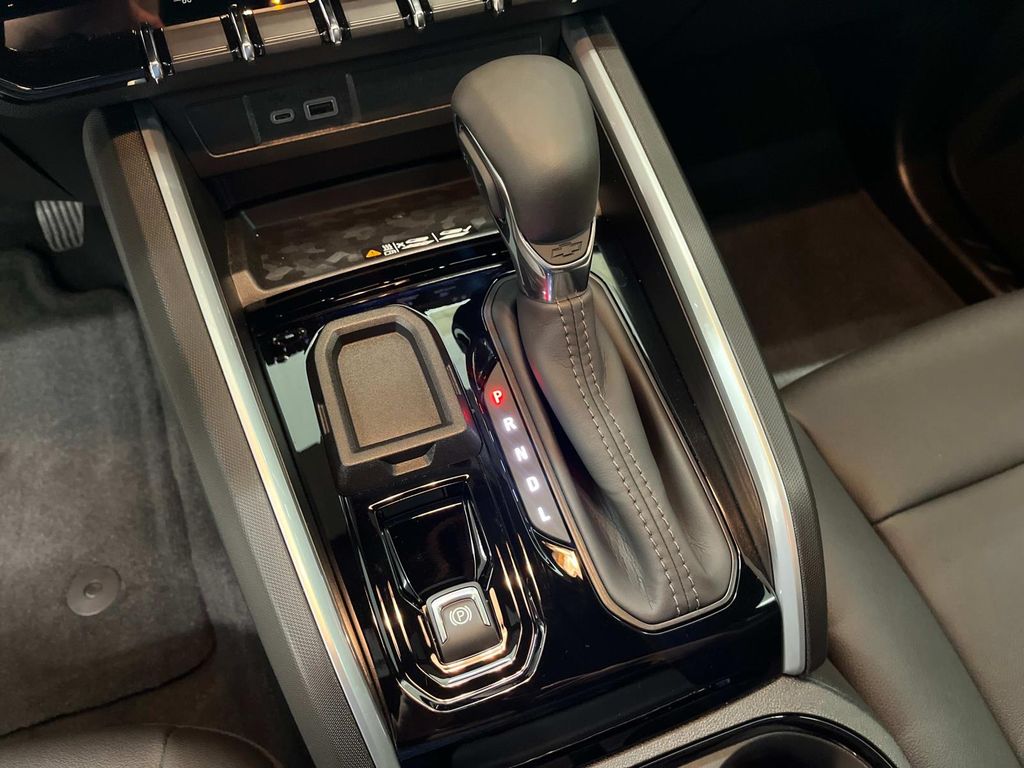 2026 Chevrolet Colorado LT photo 22