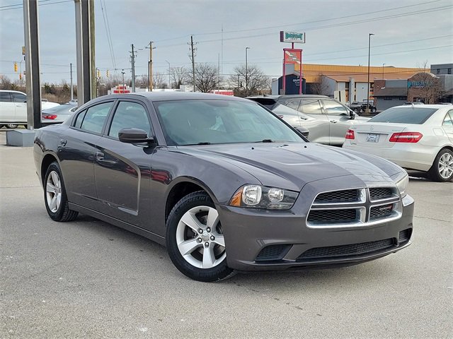 2014 Dodge Charger SE's photo