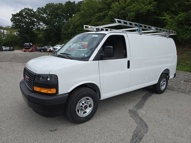 2025 GMC Savana Cargo Work Van's photo