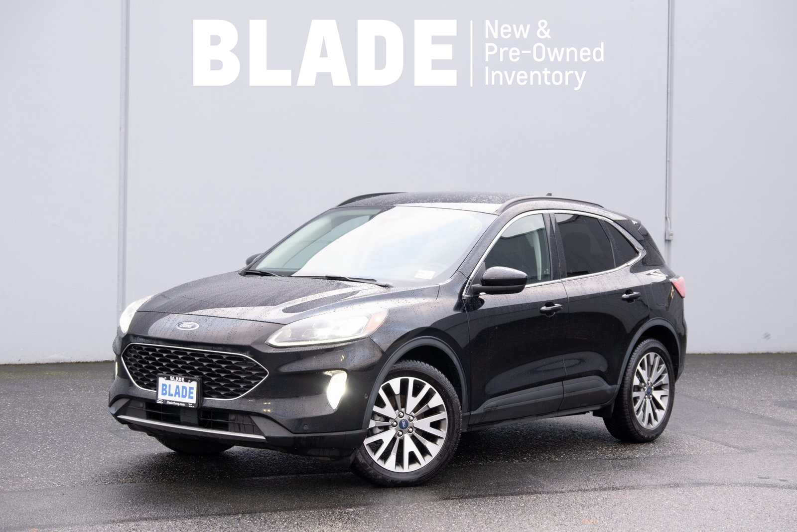 2021 Ford Escape Titanium's photo