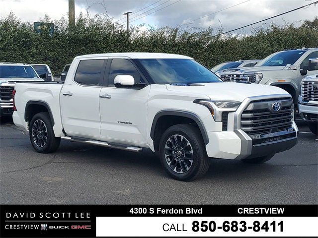 2024 Toyota Tundra Limited's photo