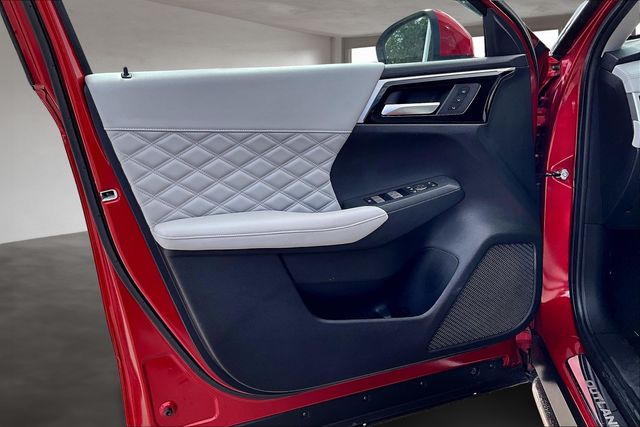 2024 Mitsubishi Outlander SEL photo 19