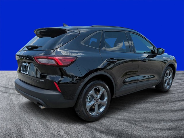 2025 Ford Escape ST-Line photo 3