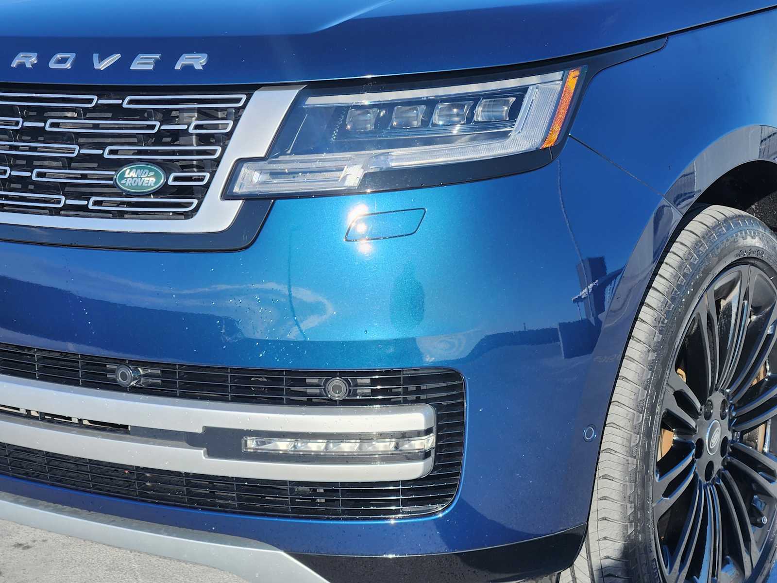 2023 Land Rover Range Rover Autobiography photo 8