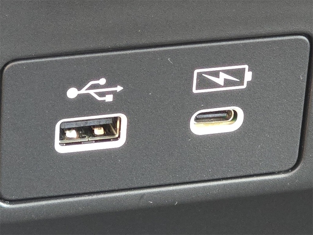2026 Honda Odyssey Elite photo 9