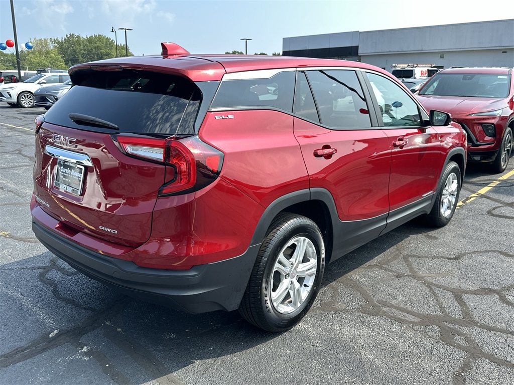 2024 GMC TERRAIN - Image 8