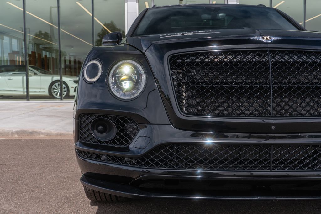 2020 Bentley Bentayga Speed photo 2