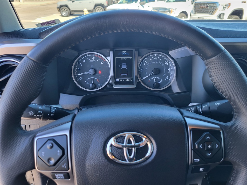 2021 Toyota Tacoma SR5 photo 10