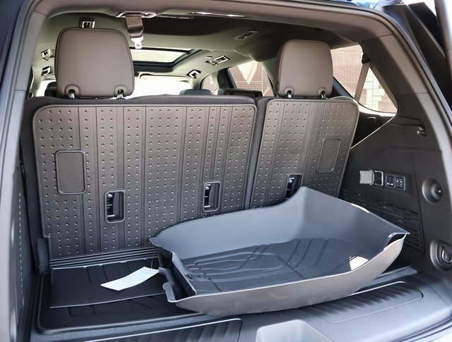2025 Chevrolet Tahoe LT photo 26
