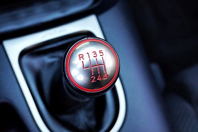 Used 2017 White Ford Shelby GT350 image 36