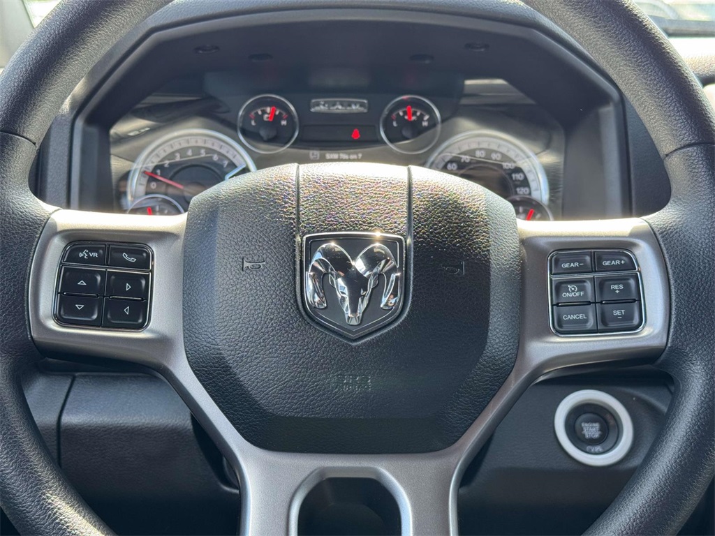 2022 Ram 1500 Classic Warlock photo 17