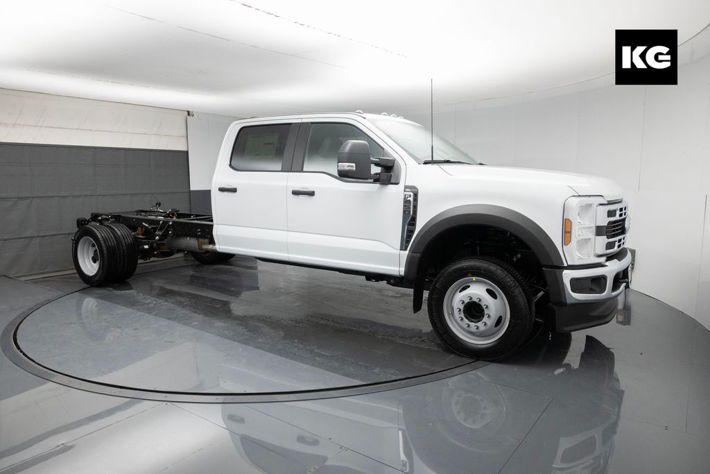 2026 Ford F-450 Super Duty Chassis Cab