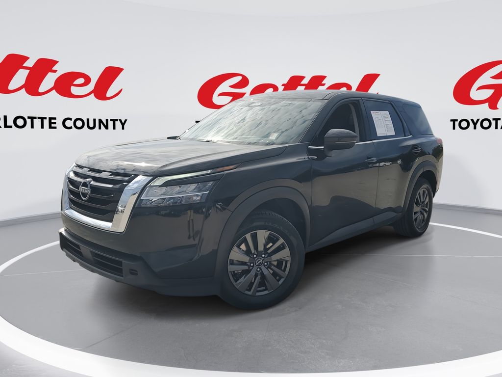 2022 Nissan Pathfinder S