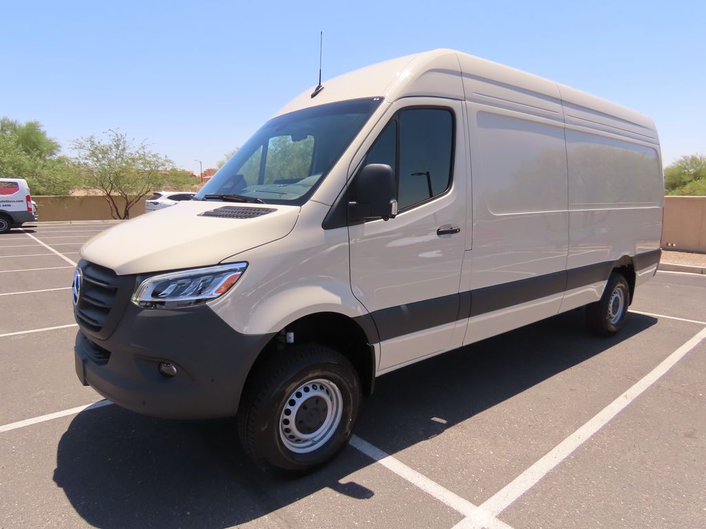 2025 Mercedes-Benz Sprinter Cargo Van Base's photo