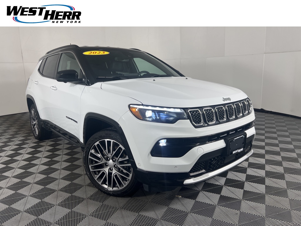 2023 Jeep Compass Limited's photo