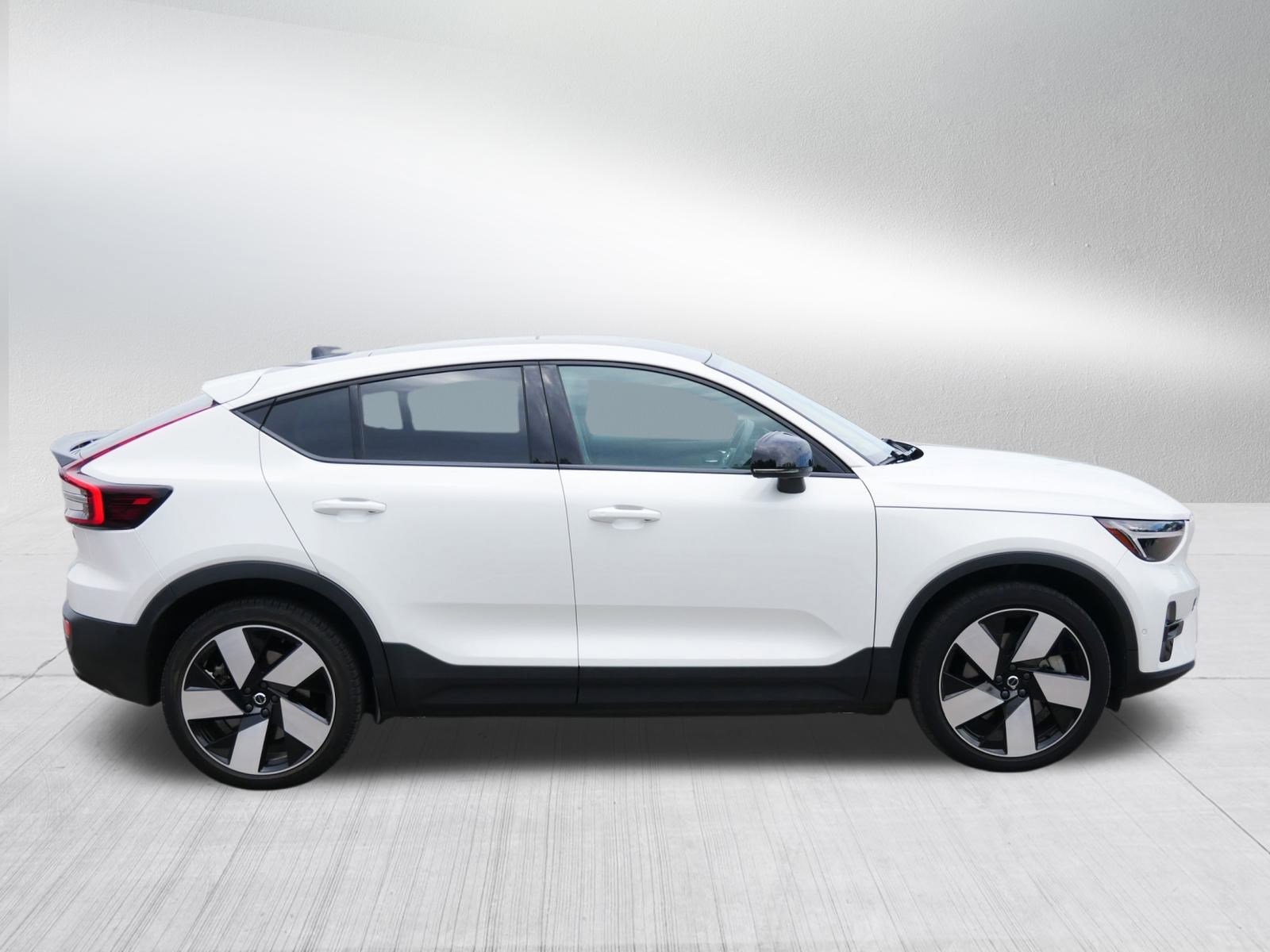 2023 Volvo C40 Recharge Ultimate photo 8