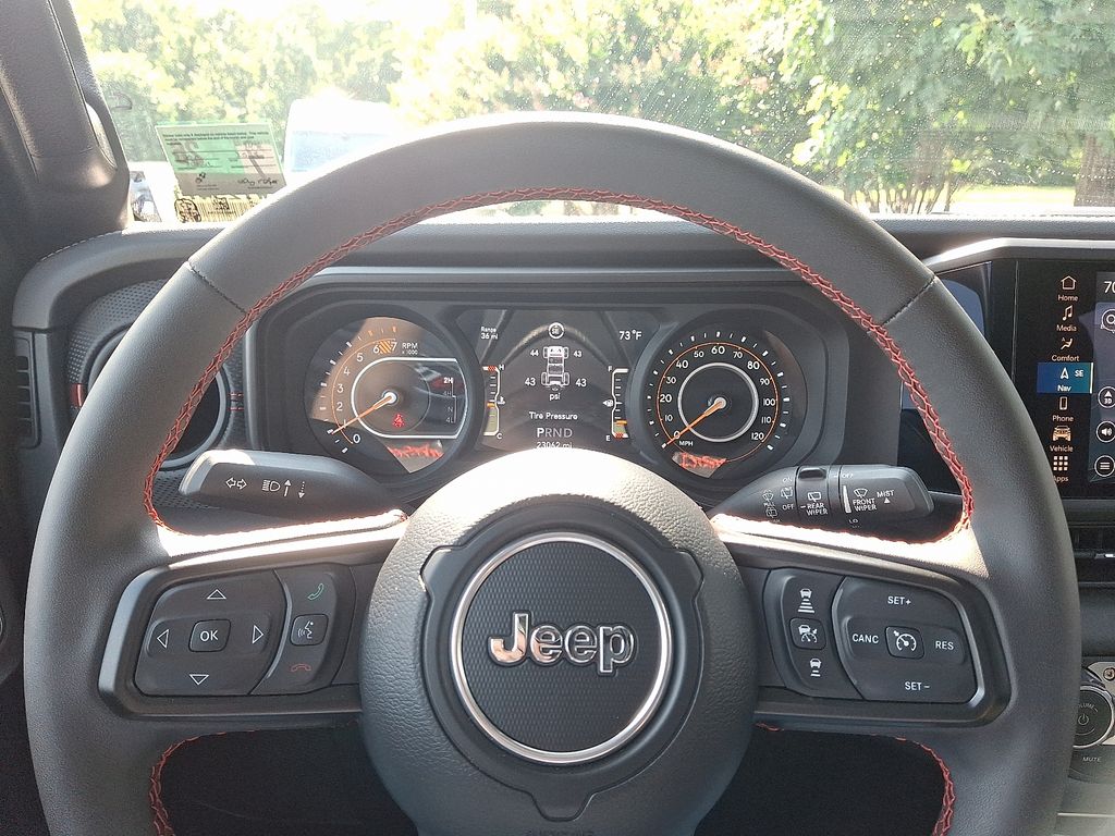 2024 Jeep Wrangler Rubicon photo 19