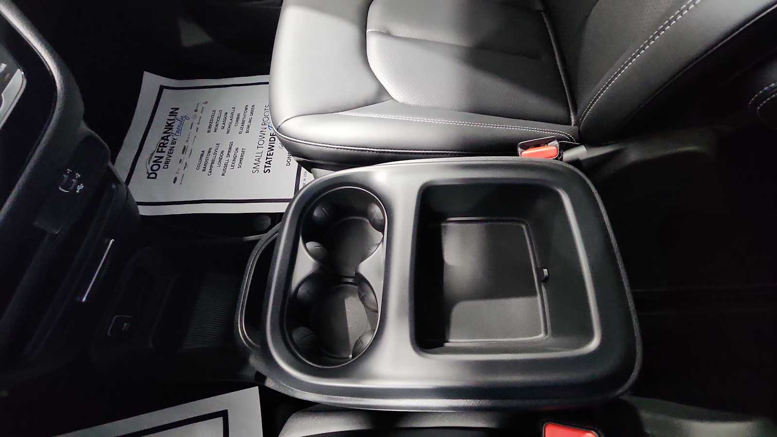 2026 Chrysler Pacifica photo 23